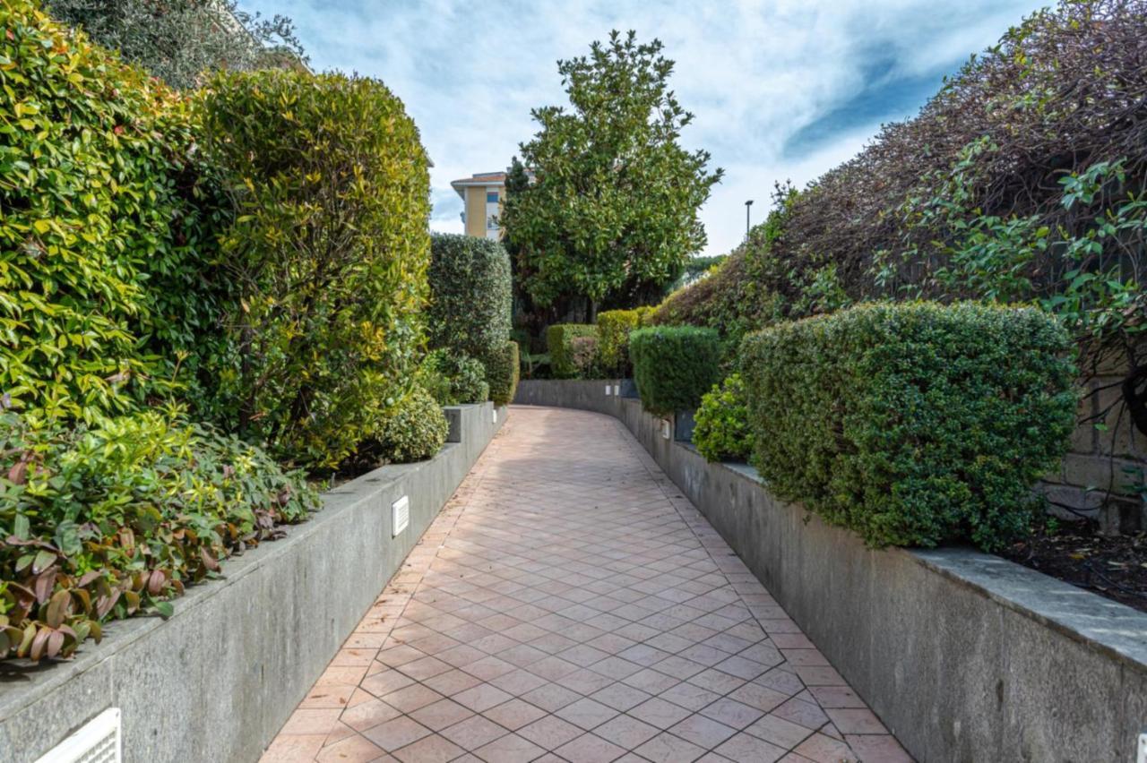 Elfaro Kitty - Stylish Apartment Close To S. Peter Rome Exterior photo